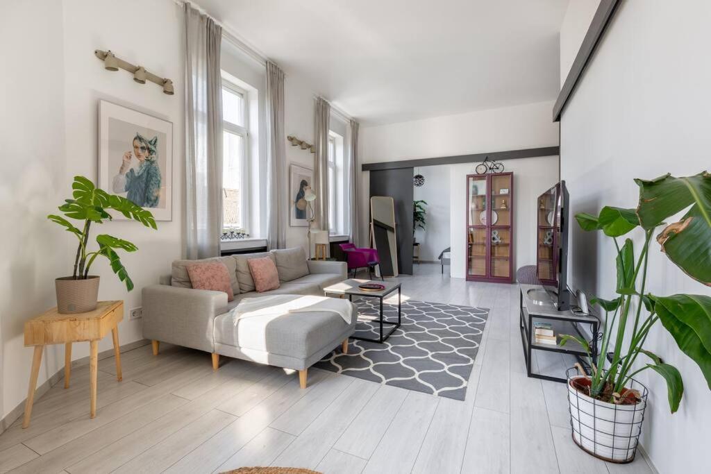 Quaint And Cozy 2-br In The Center Appartement *
