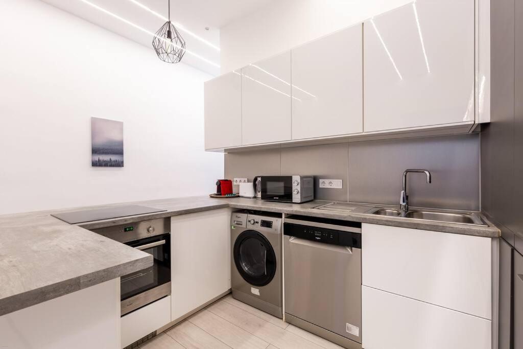 Quaint And Cozy 2-br In The Center Appartement